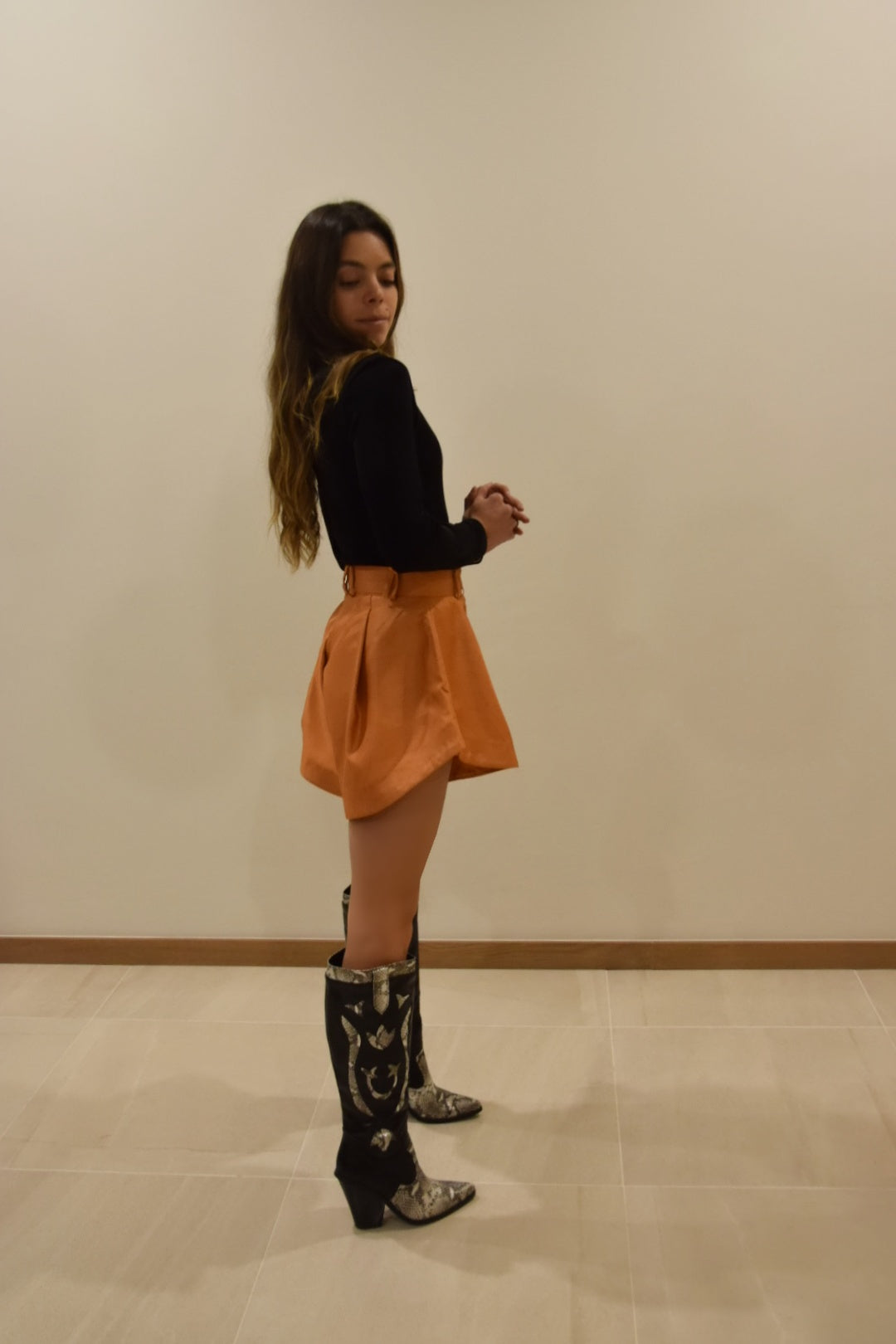 Short Greta